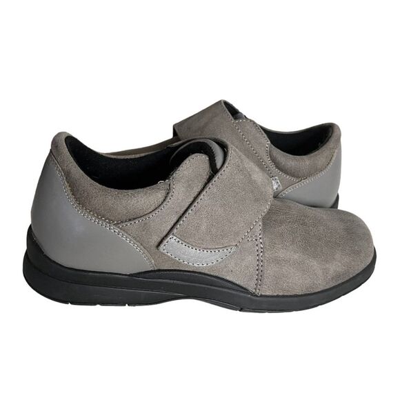DREW Grey Stretch Leather Shoes Moonwalk Slip On Suede Adjustable Strap Size 6 - Picture 1 of 10